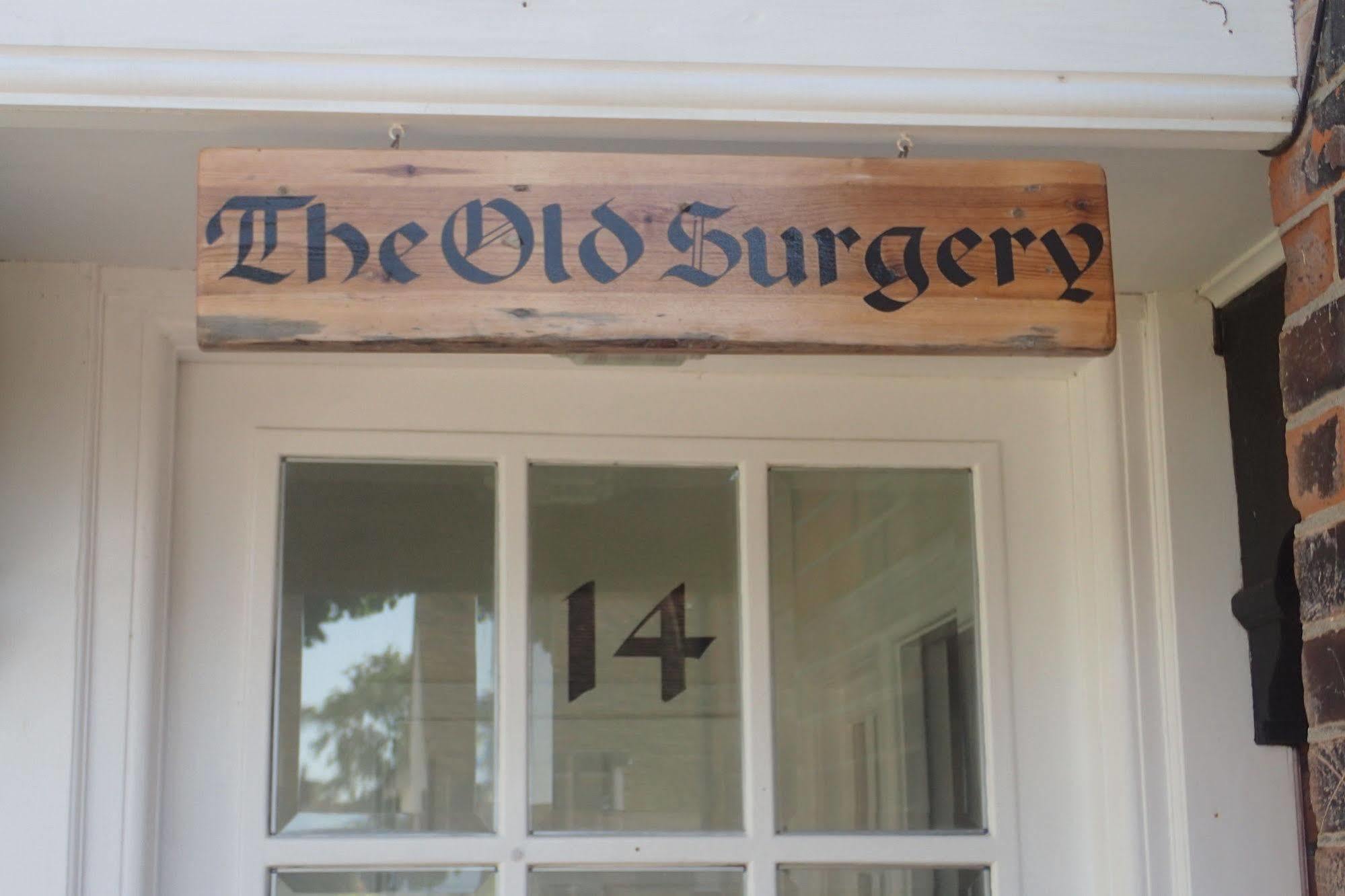 The Old Surgery Bed & Breakfast Clacton-on-Sea Exterior photo